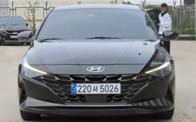 수원저신용중고차할부 아반떼 (CN7) 1.6 모던 매물 사진 4 - 2022/05 98,940km