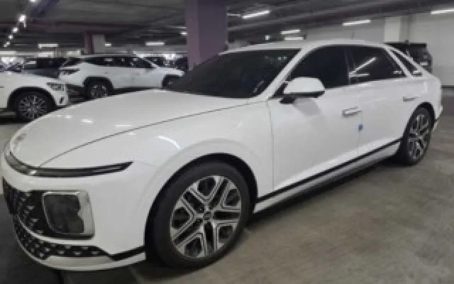 수원저신용중고차할부 그랜저 하이브리드 (GN7) 프리미엄 매물 사진 15 - 2023/06 57,833km